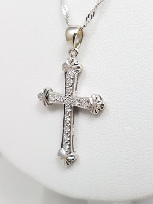 Majestic 20" 14k White Gold Natural Diamond Cross Pendant Necklace