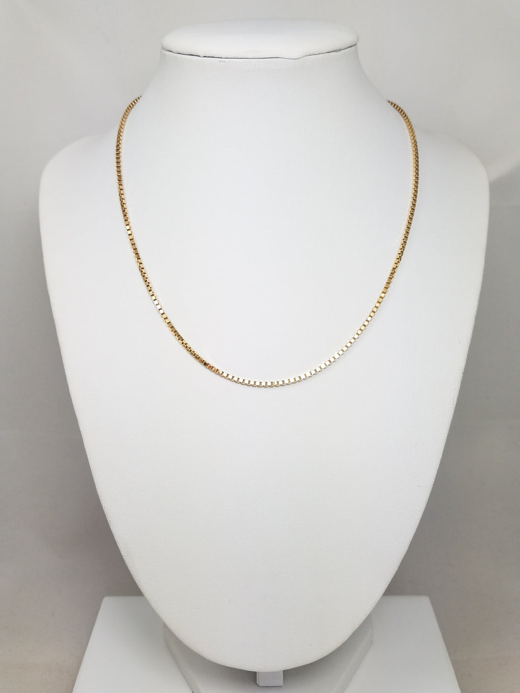 Sporty 16" Solid 14k Yellow Gold Box Link Chain Necklace