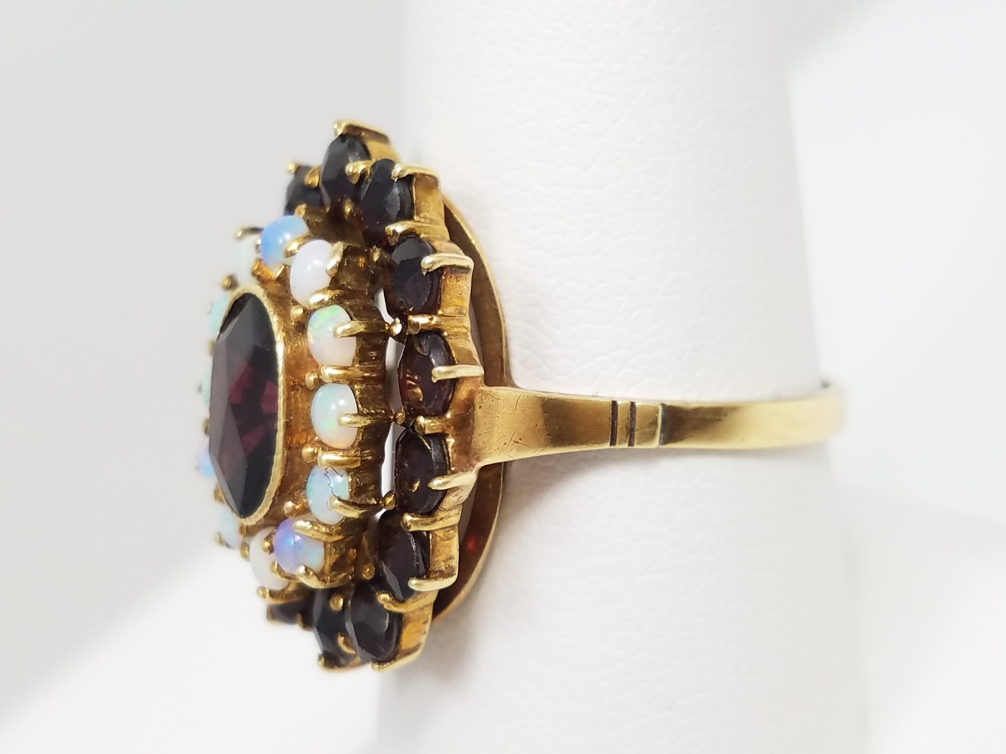 Elaborate Vintage 14k Yellow Gold Natural Garnet Opal Ring