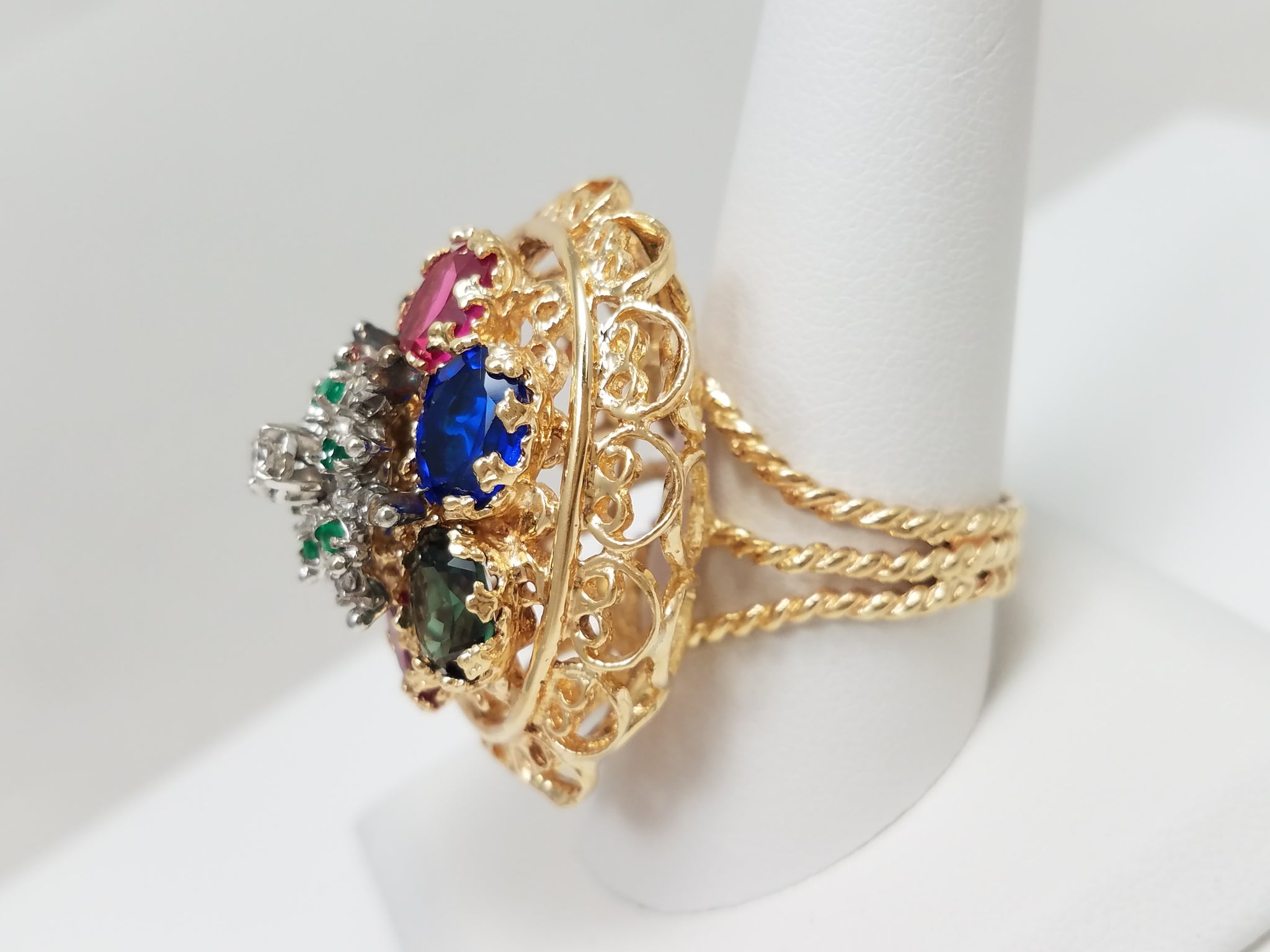 Grand Vintage 14k Yellow Gold Natural Diamond + Lab Gem Ring