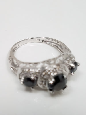 Extravagant 10k White Gold Natural Diamond Ring