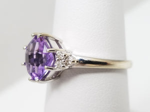 Attractive 14k White Gold Natural Amethyst Diamond Ring