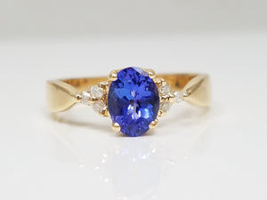 Precious 14k Yellow Gold Natural Tanzanite Diamond Ring
