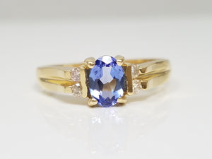 Delightful 14k Yellow Gold Natural Tanzanite Diamond Ring