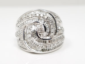 Flamboyant 10k White Gold Natural Diamond Ring