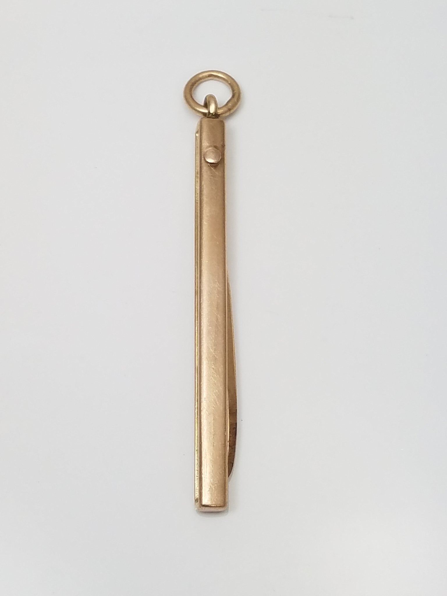 Cool 9k Yellow Gold Vintage Folding Toothpick Pendant