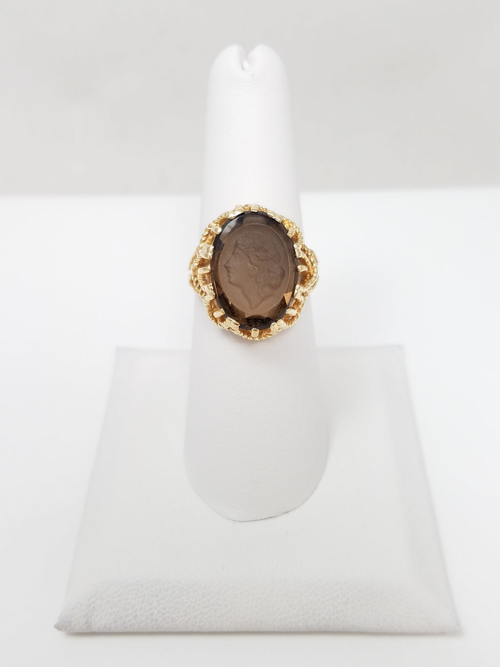 Captivating Vintage 10k Yellow Gold Carved Cameo Natural Smoky Quartz Ring