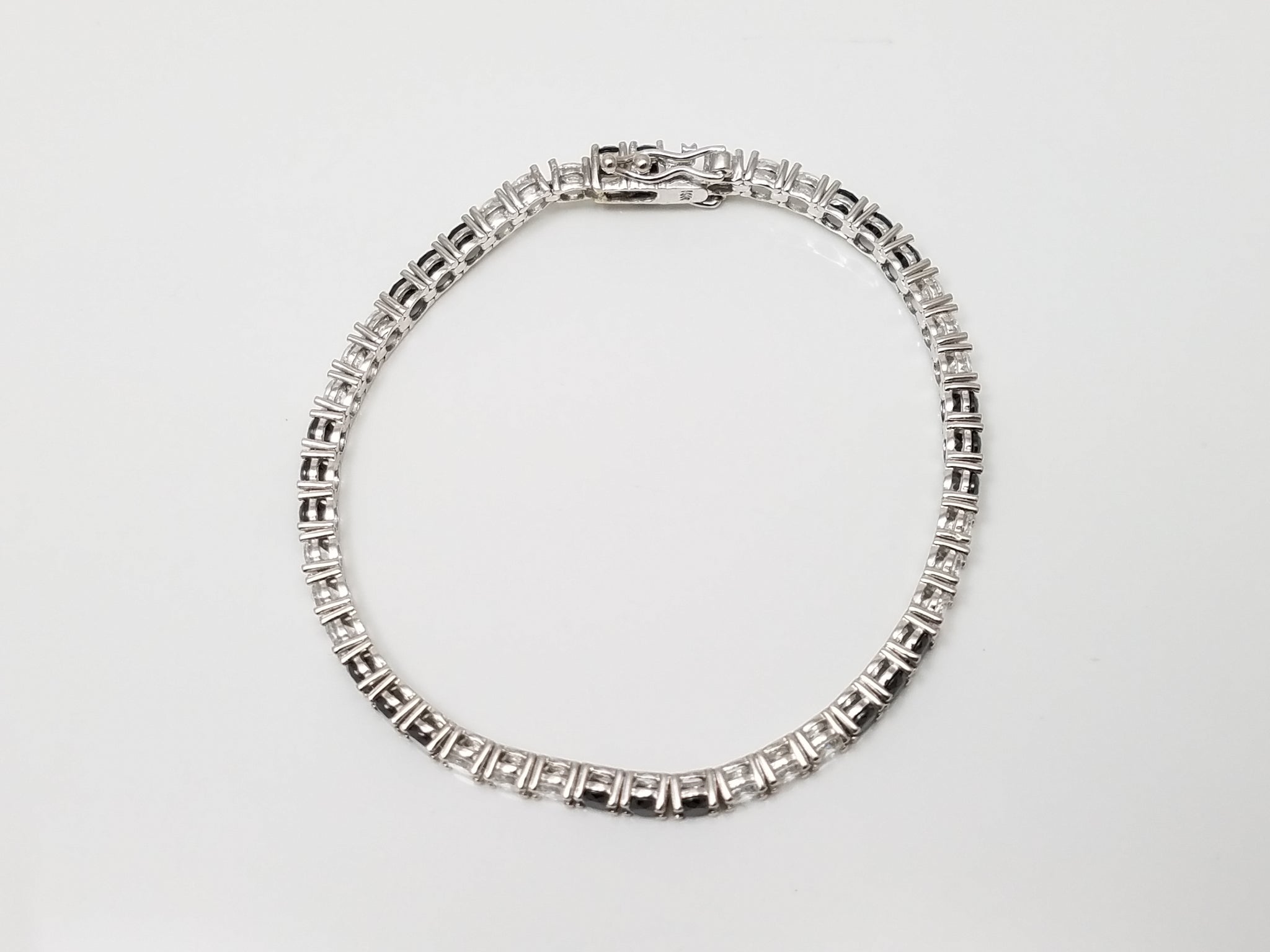 Striking 6.25" Black & White Cubic Zirconia 14k White Gold Tennis Bracelet