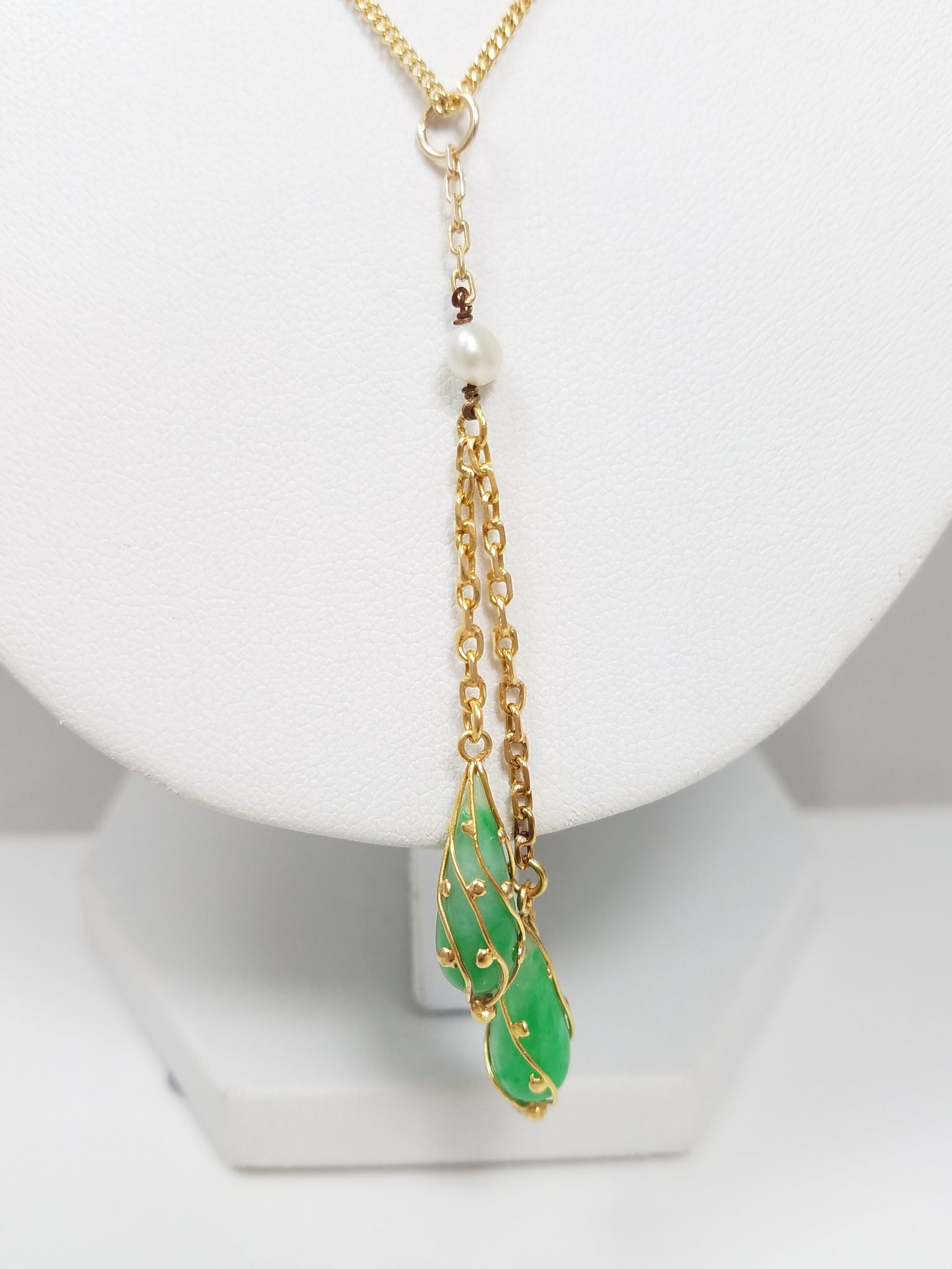Vintage 18k Jade and Pearl 20" Necklace