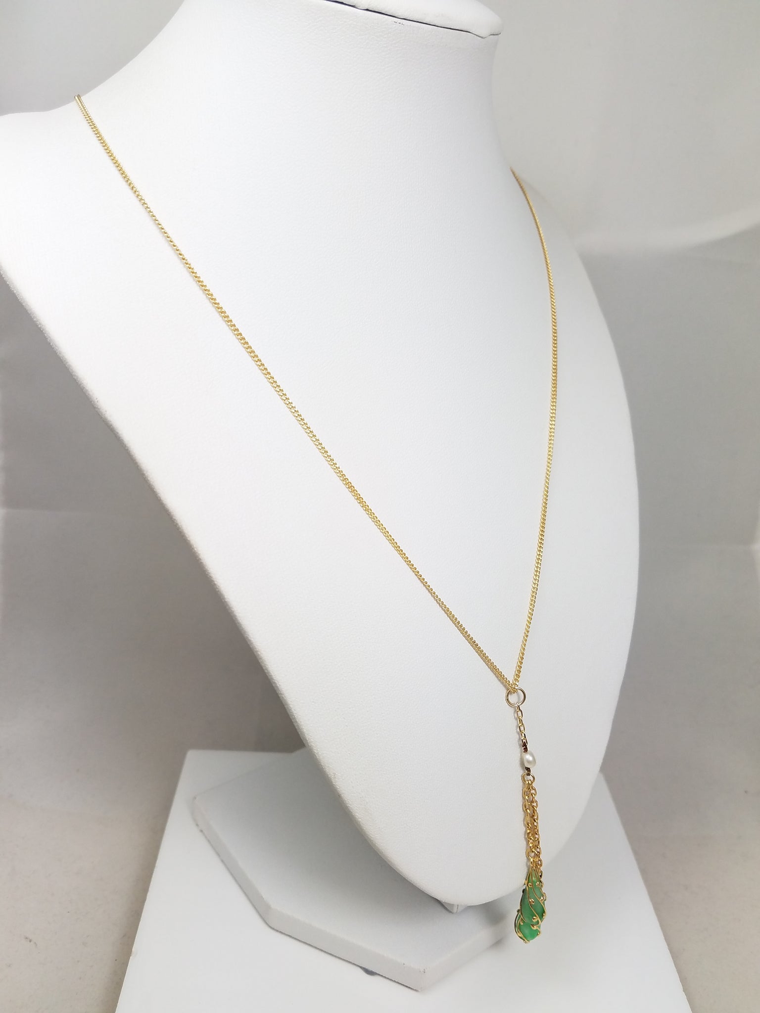 Vintage 18k Jade and Pearl 20" Necklace
