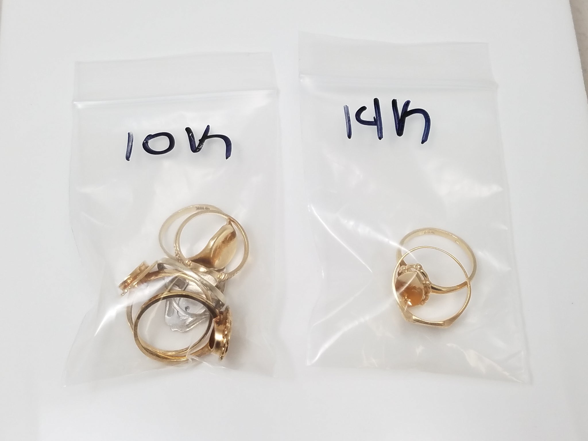 Vintage 10k & 14k Gold Signet Ring Lot