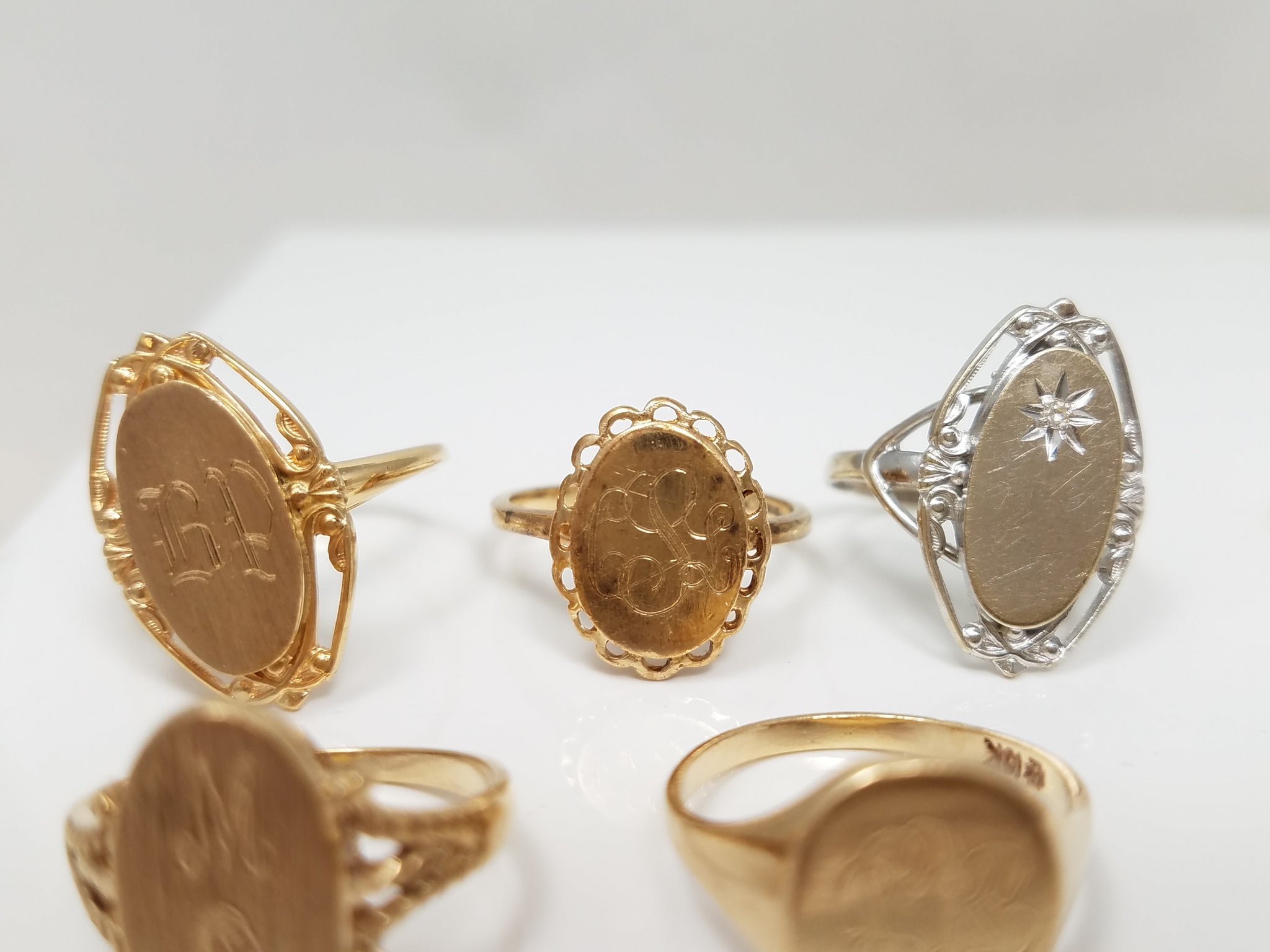 Vintage 10k & 14k Gold Signet Ring Lot