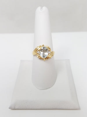 Sweet 14k Yellow Gold Natural Aquamarine Diamond Ring