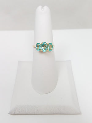 Classic 14k Yellow Gold Natural Apatite Three Stone Ring