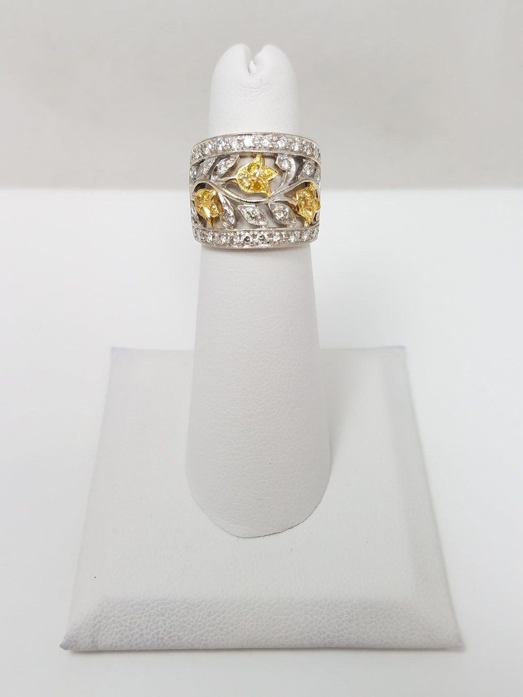 Elegant 18k Two Tone Gold .50ctw Natural Diamond Floral Theme Ring