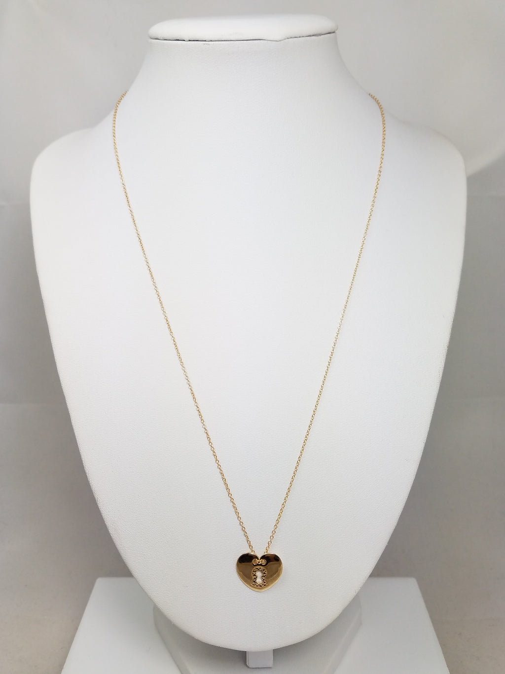 14k Yellow Gold Heart Lock Pendant Necklace