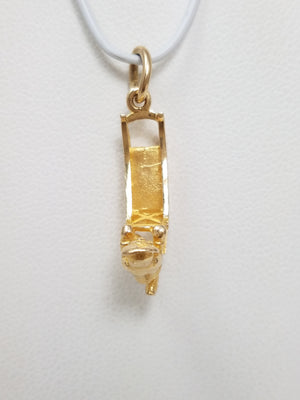 Fun 14k Yellow Gold 3-D Musher & Dog Sled Pendant/Charm