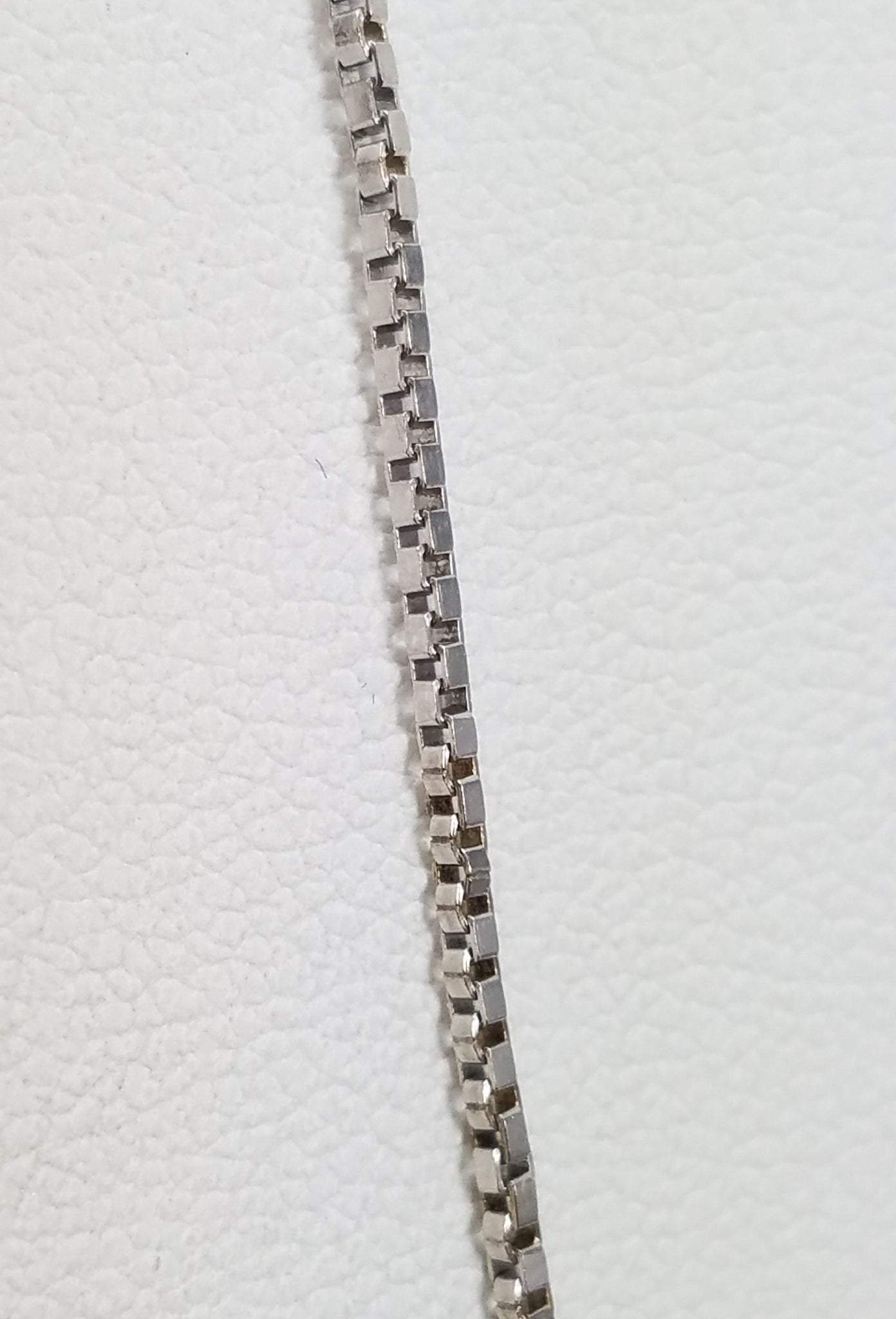 Traditional 18" Solid 14k White Gold Box Link Chain Necklace
