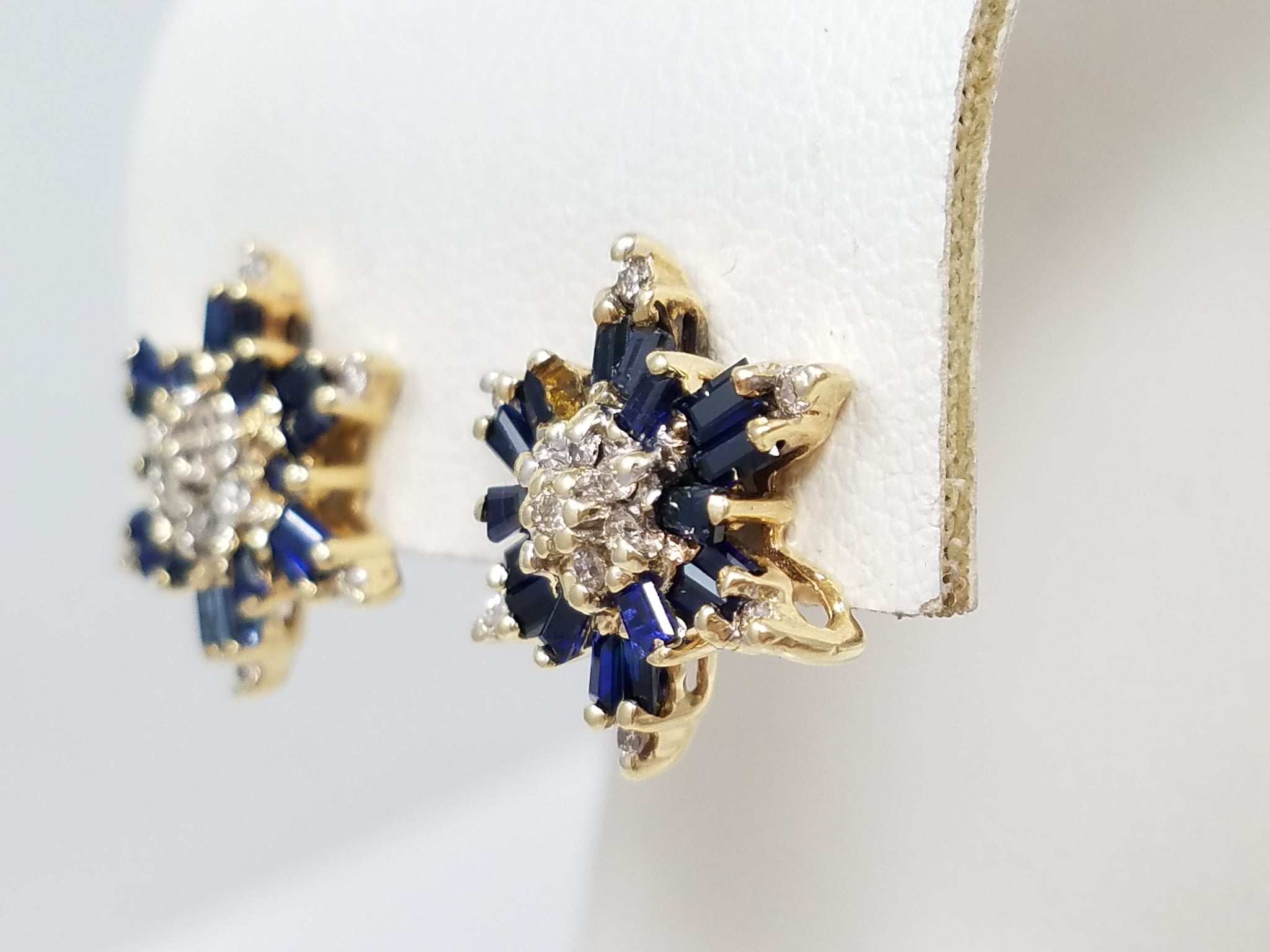 Super 14k Yellow Gold Natural Sapphire Diamond Starburst Earrings