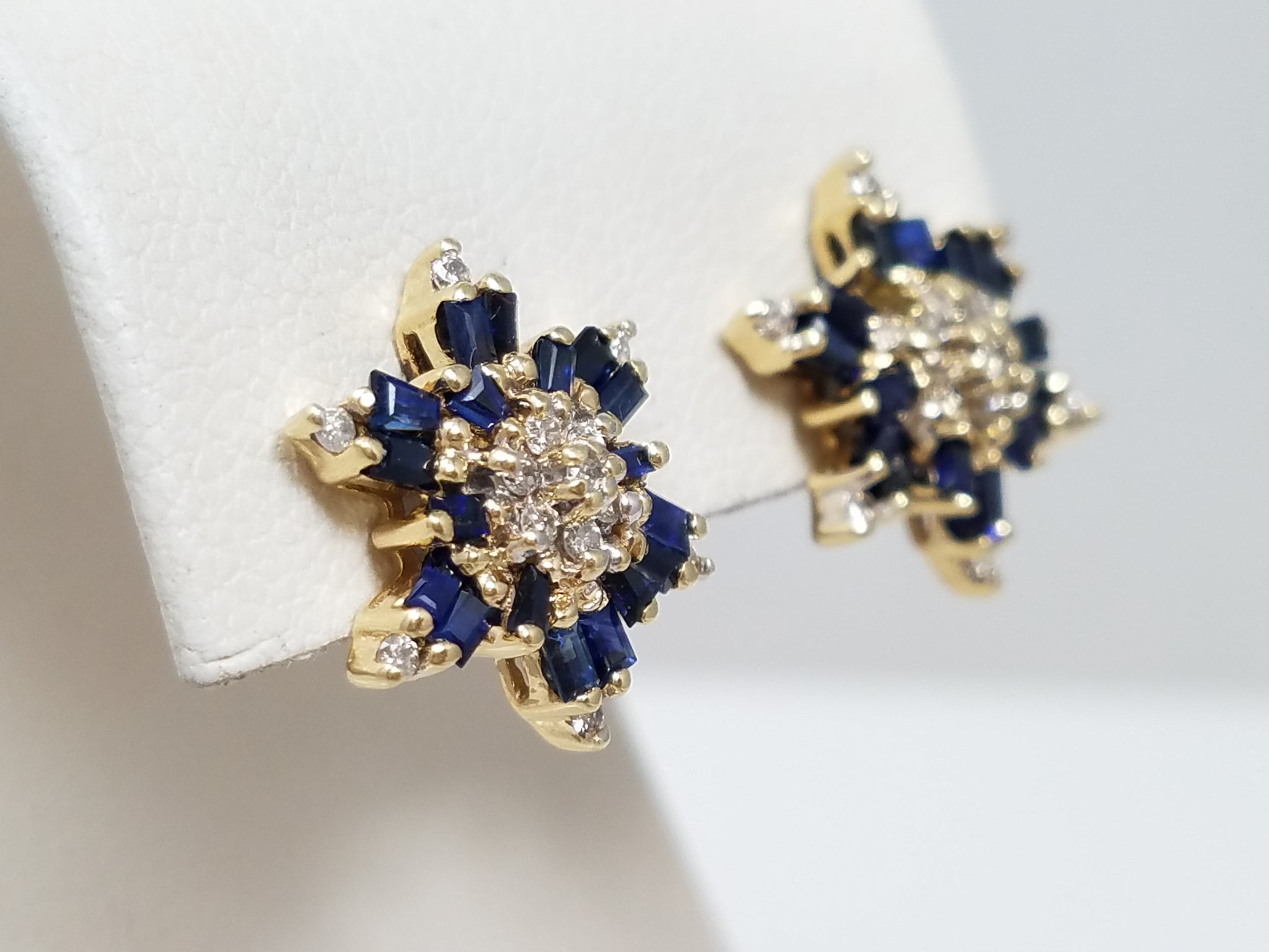 Super 14k Yellow Gold Natural Sapphire Diamond Starburst Earrings