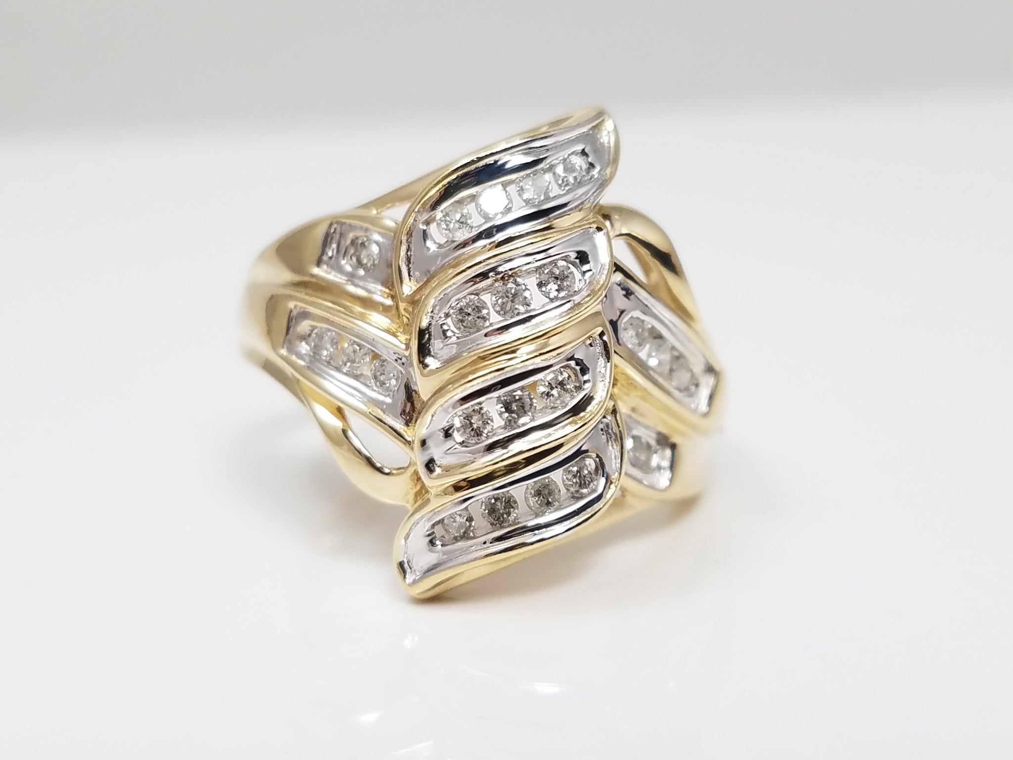 Glamorous 10k Two Tone Gold Natural Diamond Ring