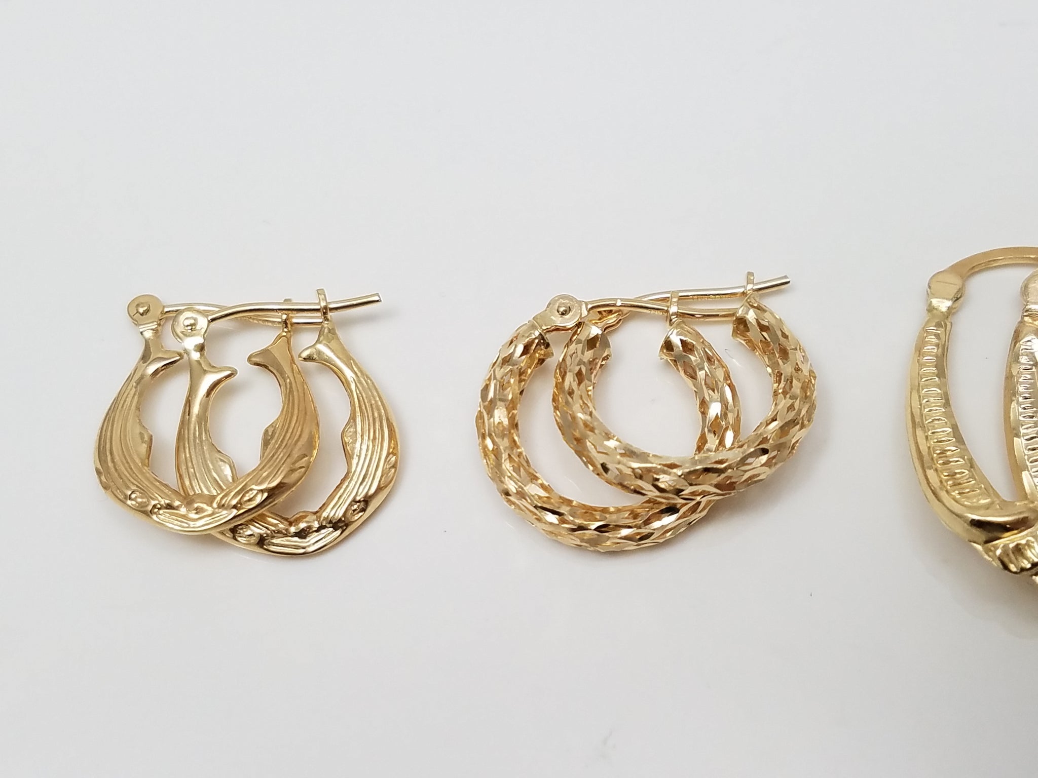 Awesome 14k Yellow Gold Hollow Hoop Lot