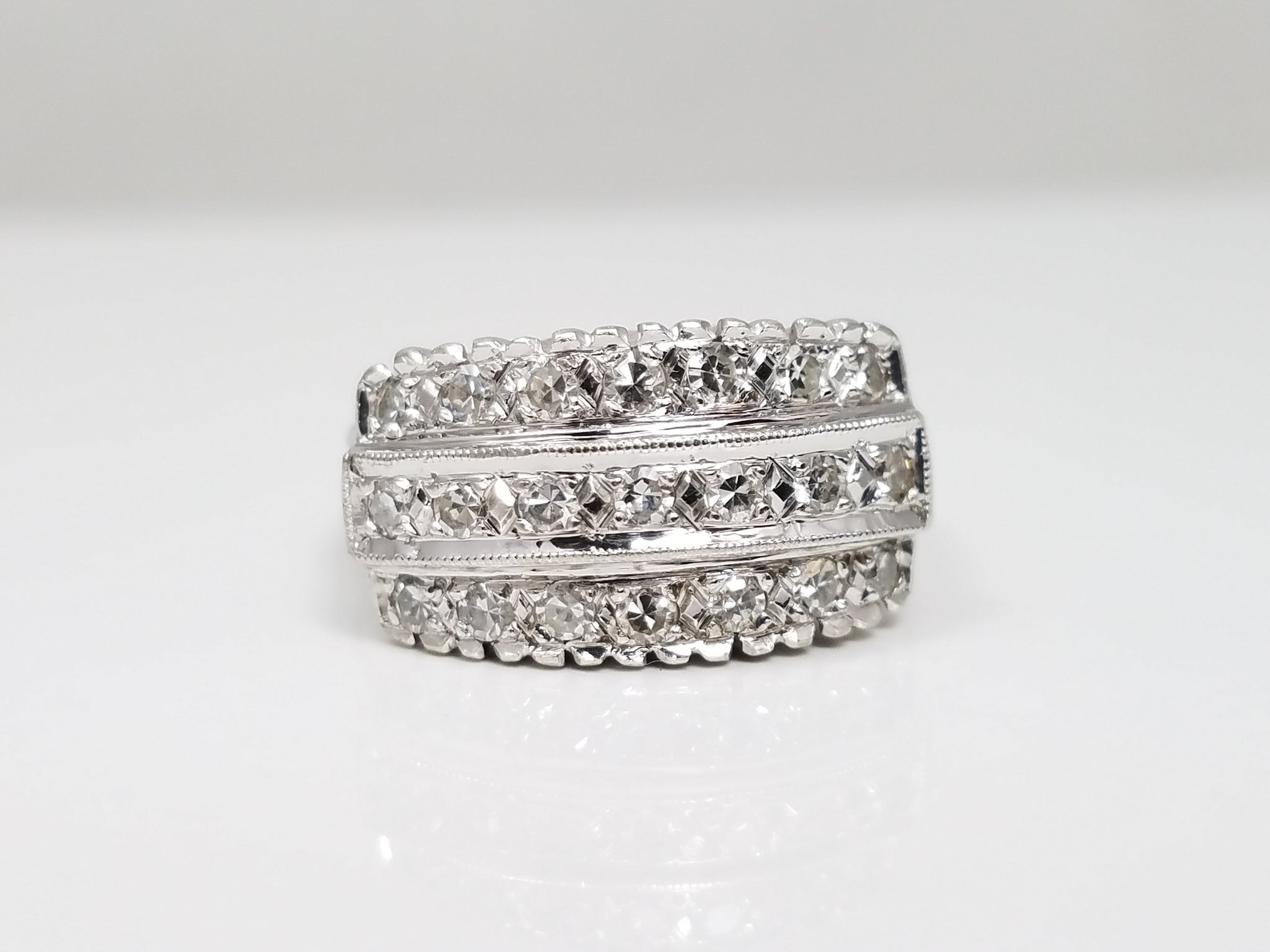 Elaborate Vintage 14k White Gold Natural Diamond Wedding Ring Band