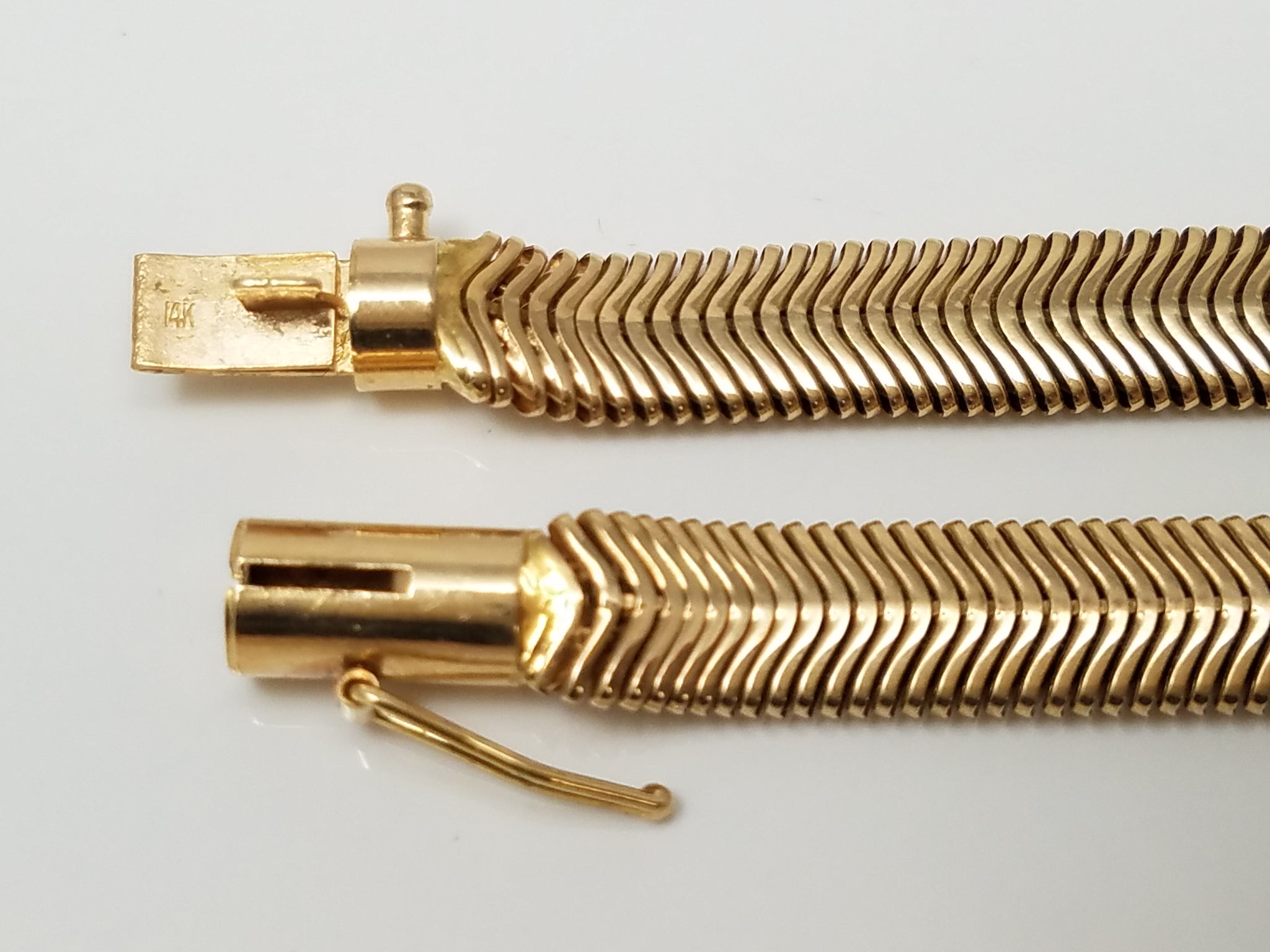 Elegant 18.5" 14k Yellow Gold Flat Snake Link Chain Necklace