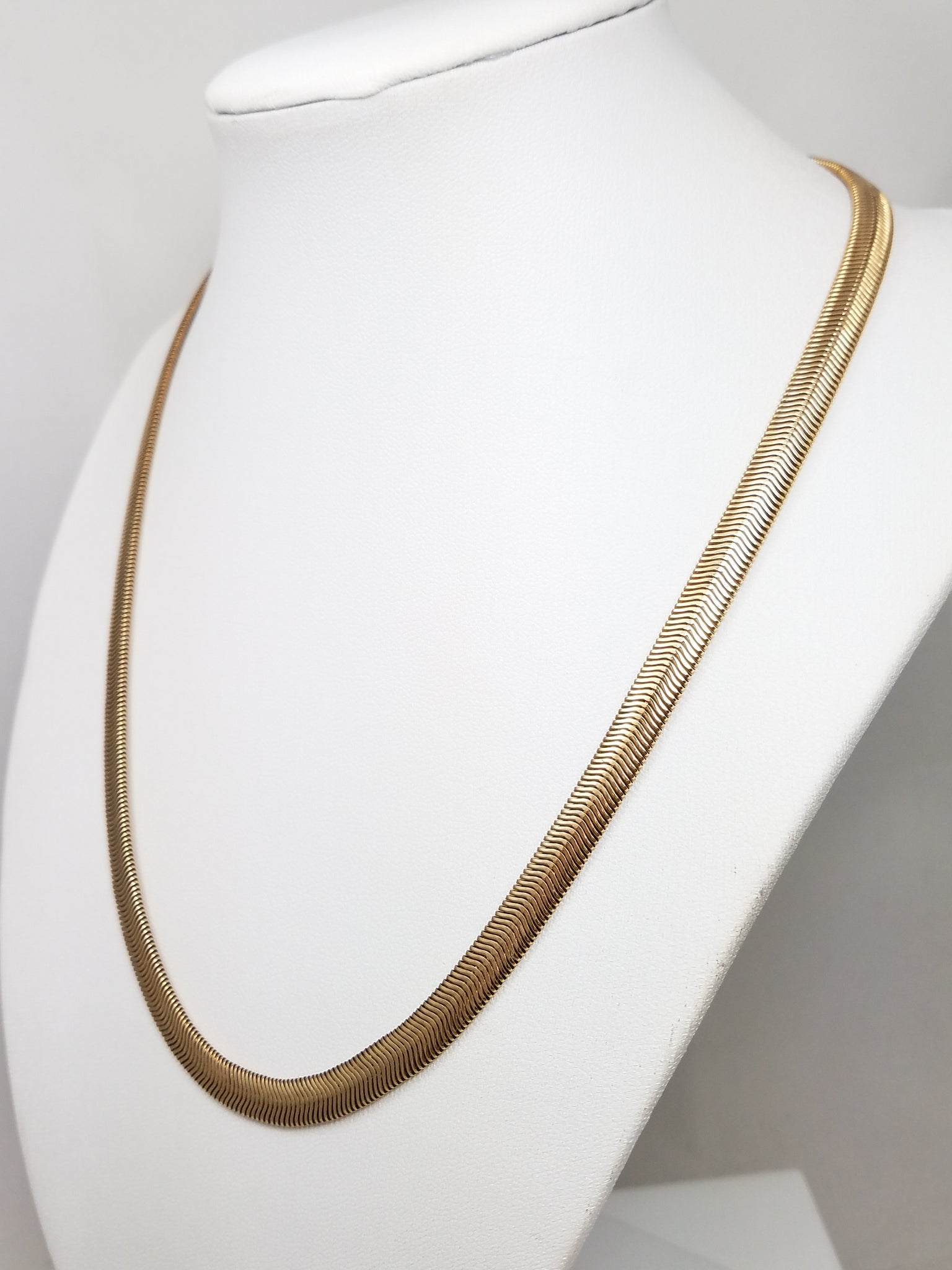 Elegant 18.5" 14k Yellow Gold Flat Snake Link Chain Necklace