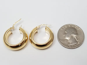 Classic 18k Yellow Gold Hollow Hoop Earrings