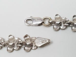 14k White Gold Plumeria Flower 7.5" Bracelet