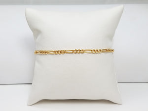 Traditional 7.25 14k Yellow Gold Figaro Link Bracelet