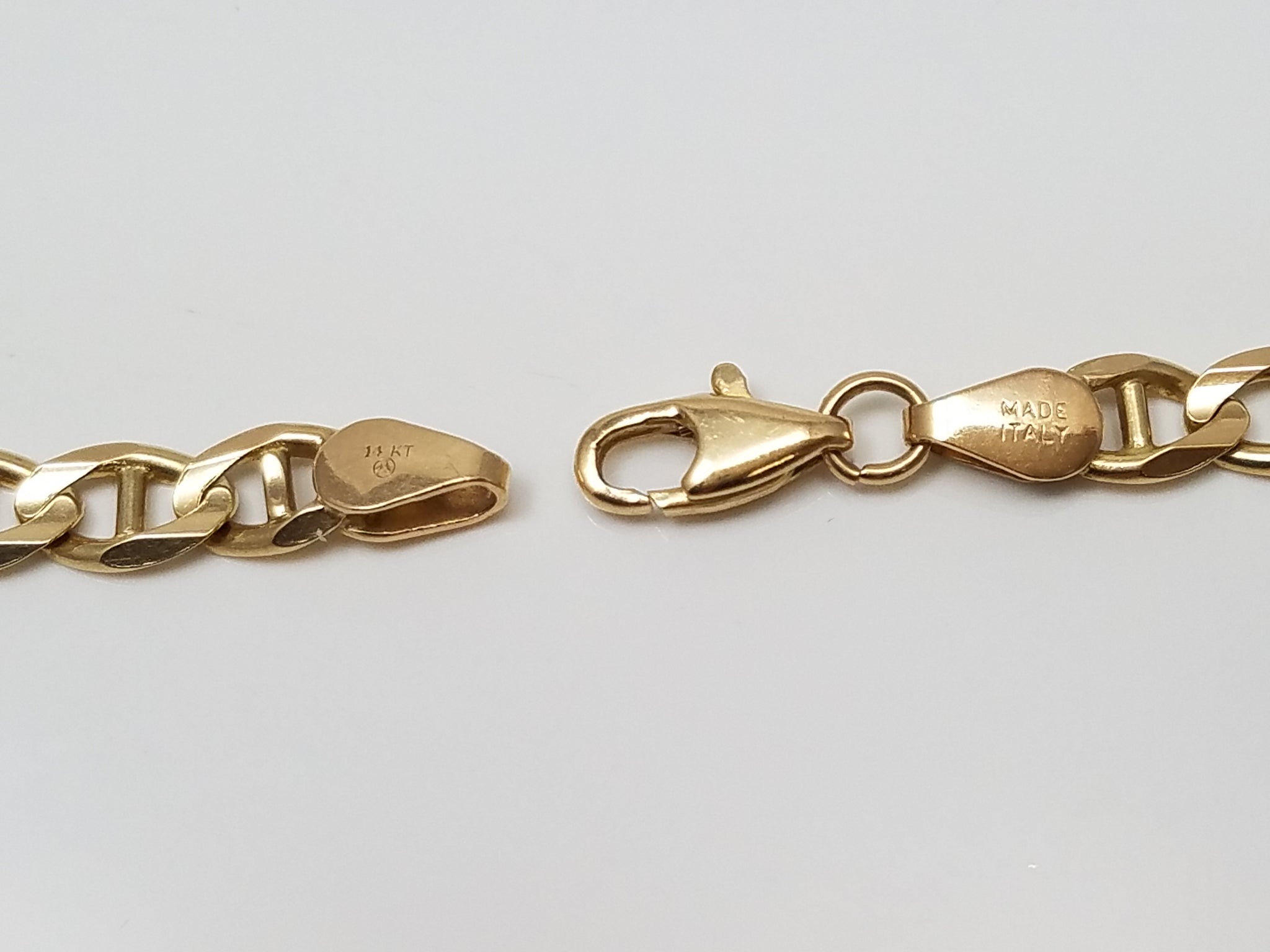 Sporty 22" Solid 14k Yellow Gold Mariner Link Chain Necklace