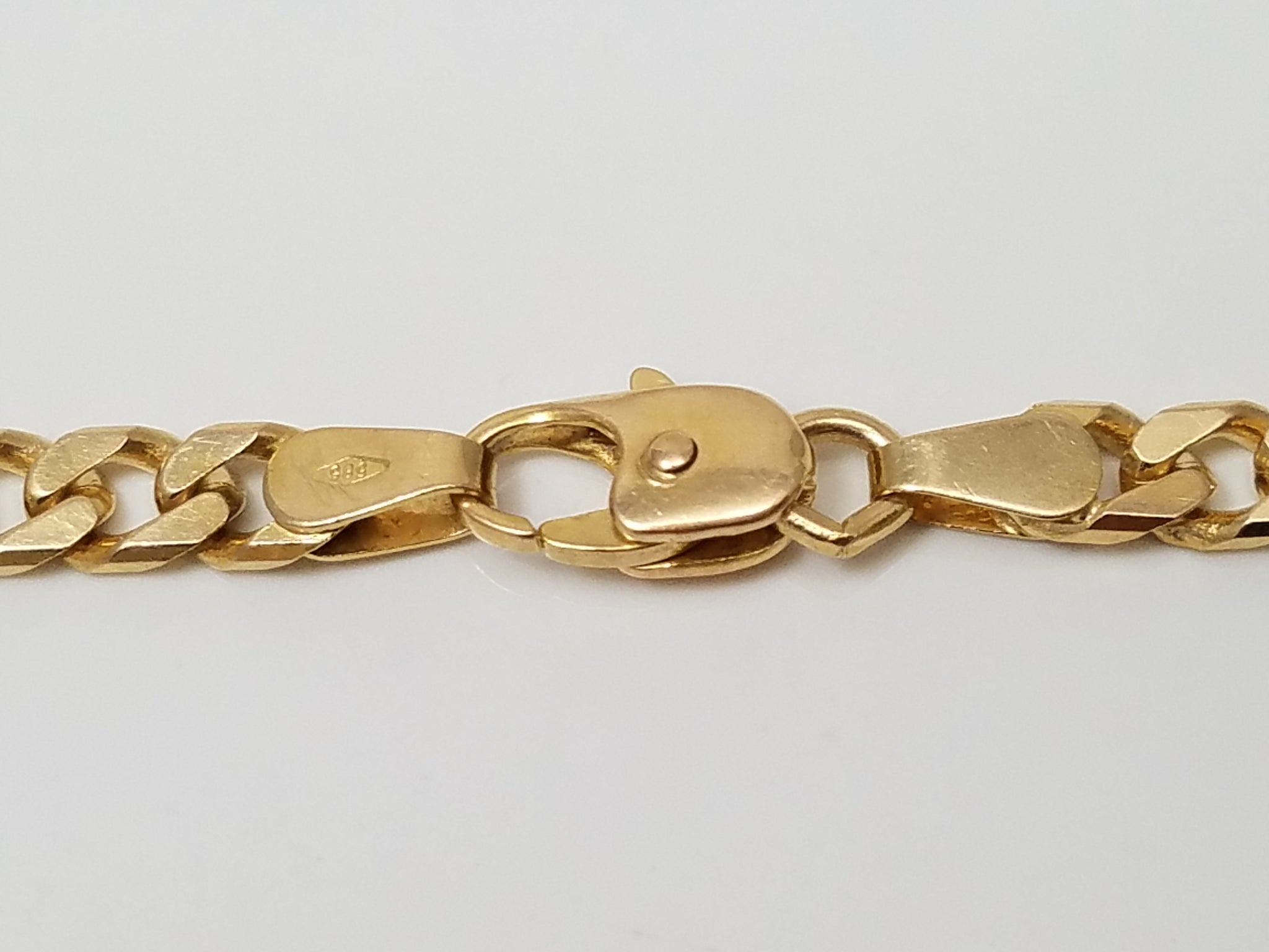 Sturdy 8" Solid 14k Yellow Gold Curb Link Bracelet