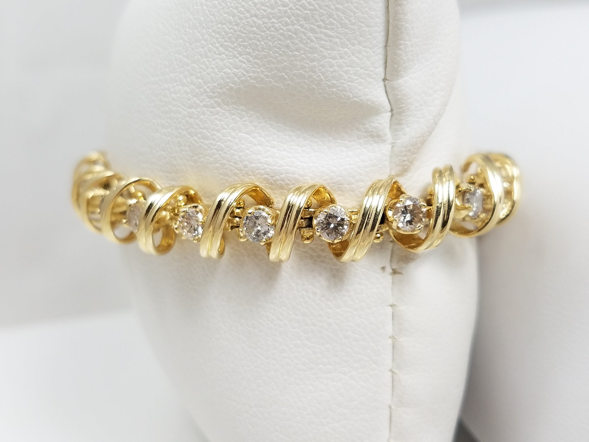 Fabulous 7" 14k Yellow Gold 3ctw Natural Diamond Tennis Bracelet