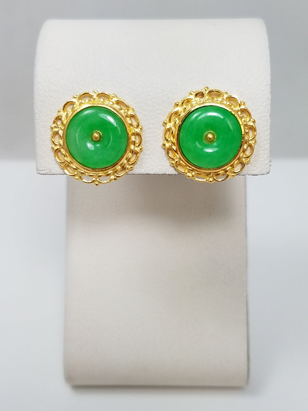 Fashionable 24k Yellow Gold Natural Jade Button Earrings