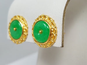 Fashionable 24k Yellow Gold Natural Jade Button Earrings