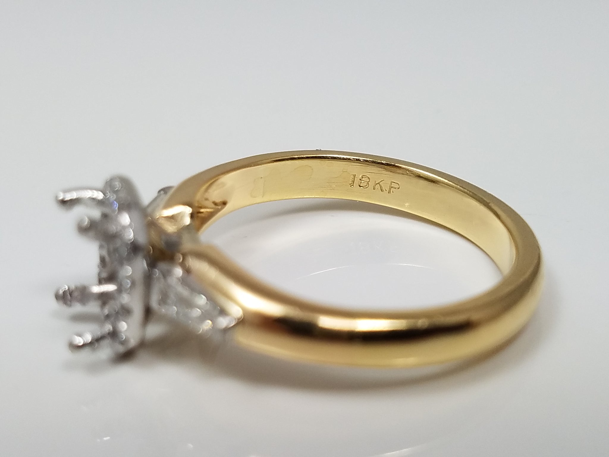 18k Two Tone Gold Natural Diamond Engagement Ring Mount