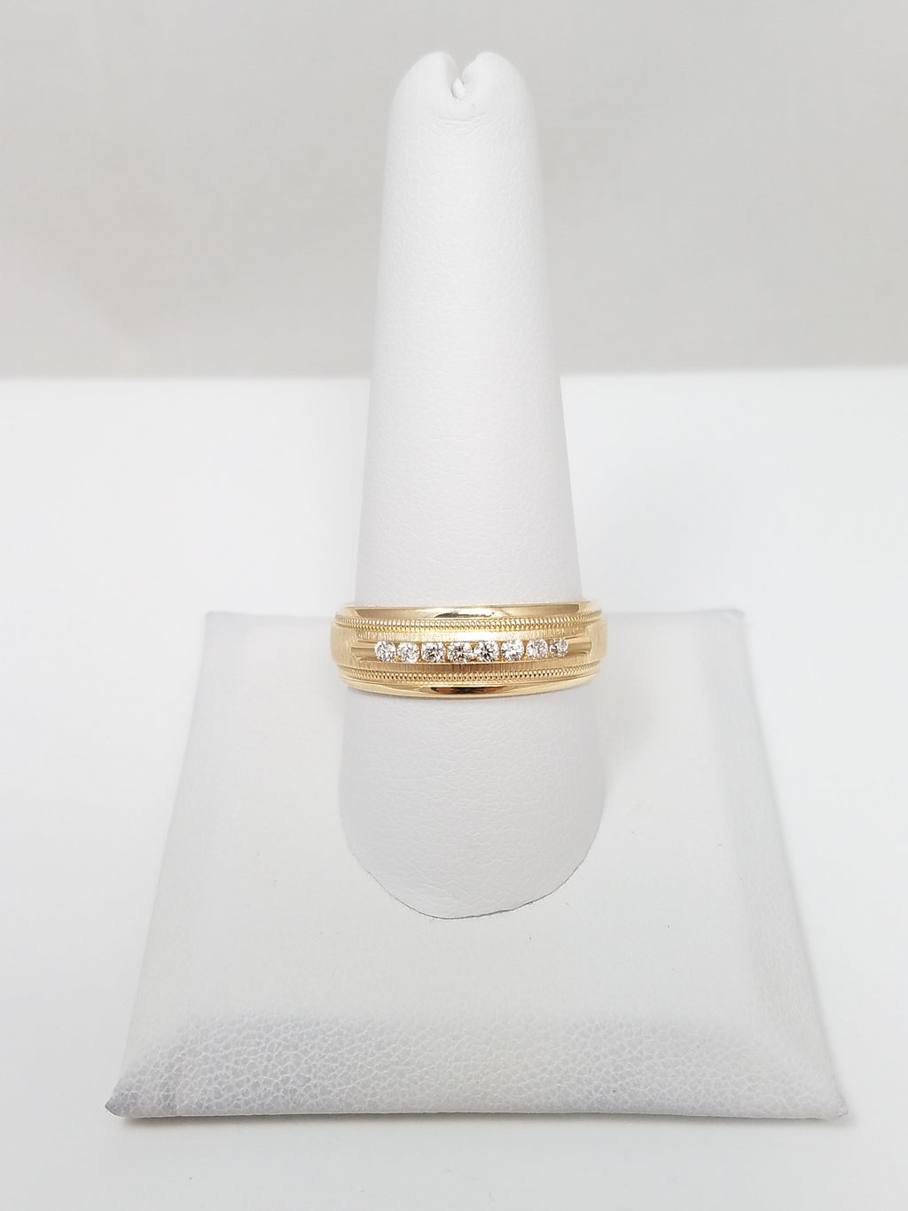 Stylish 14k Yellow Gold Natural Diamond Anniversary Ring Band
