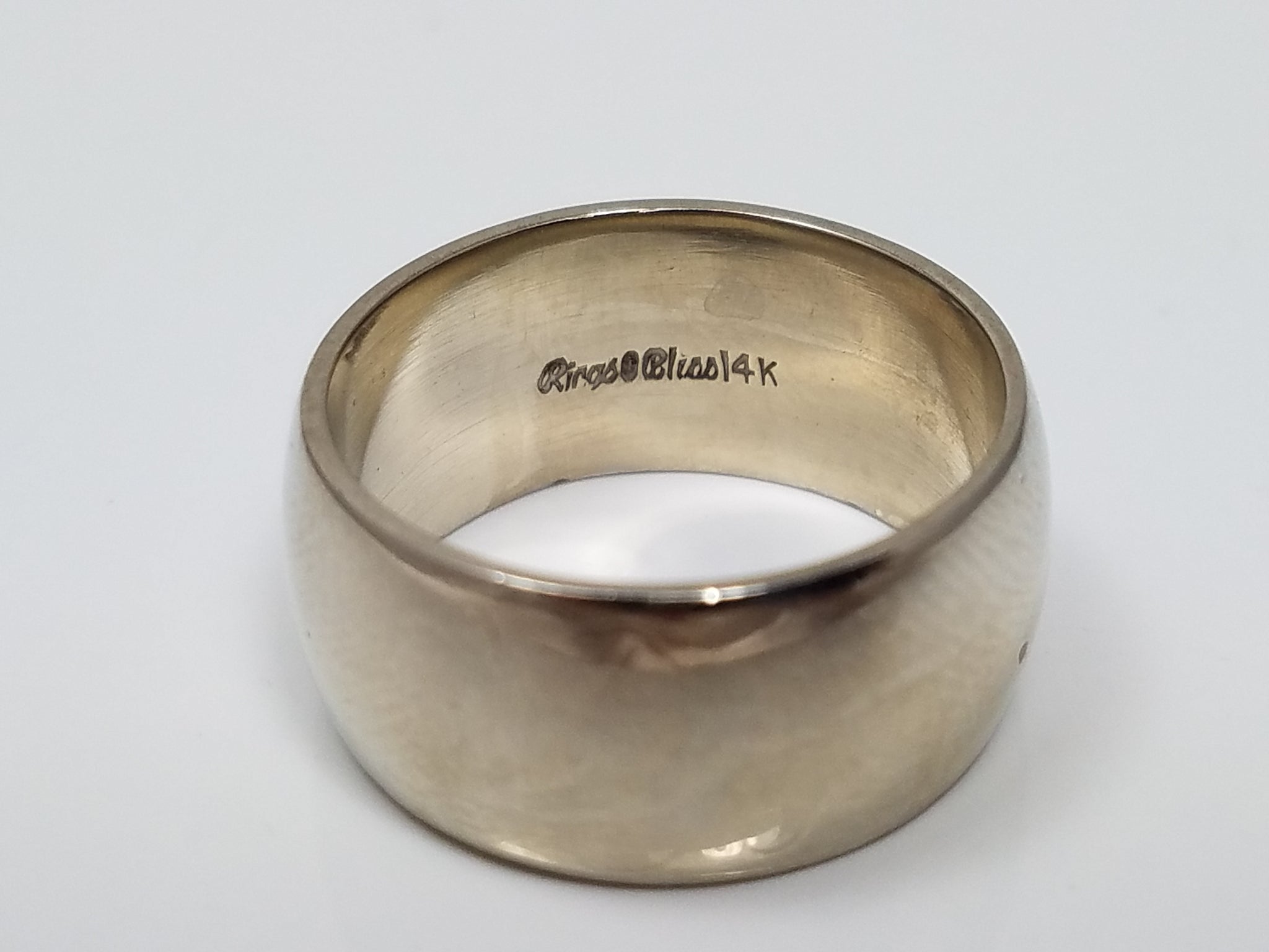 Magical Solid 14k White Gold Wedding Ring Band