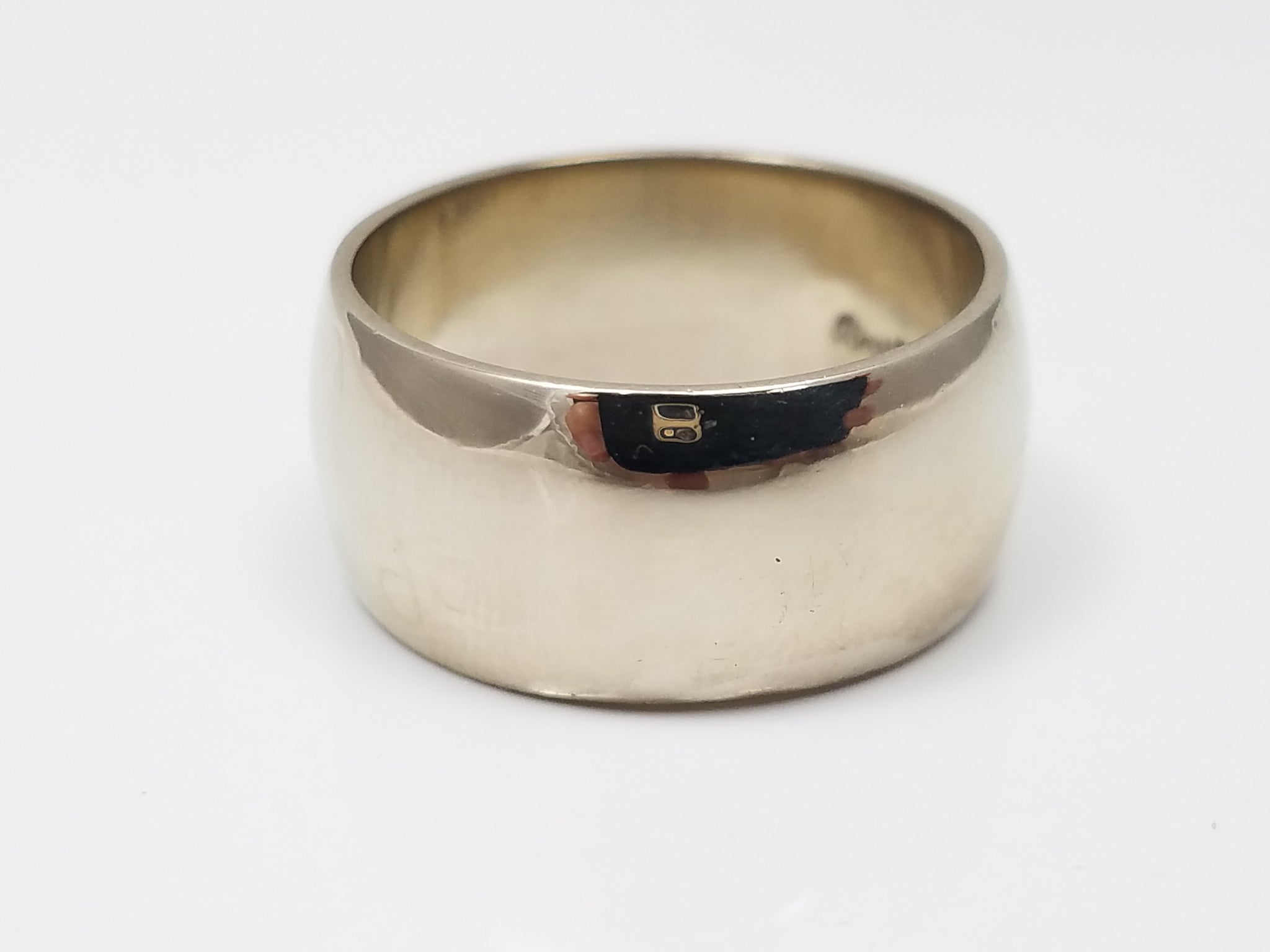 Magical Solid 14k White Gold Wedding Ring Band