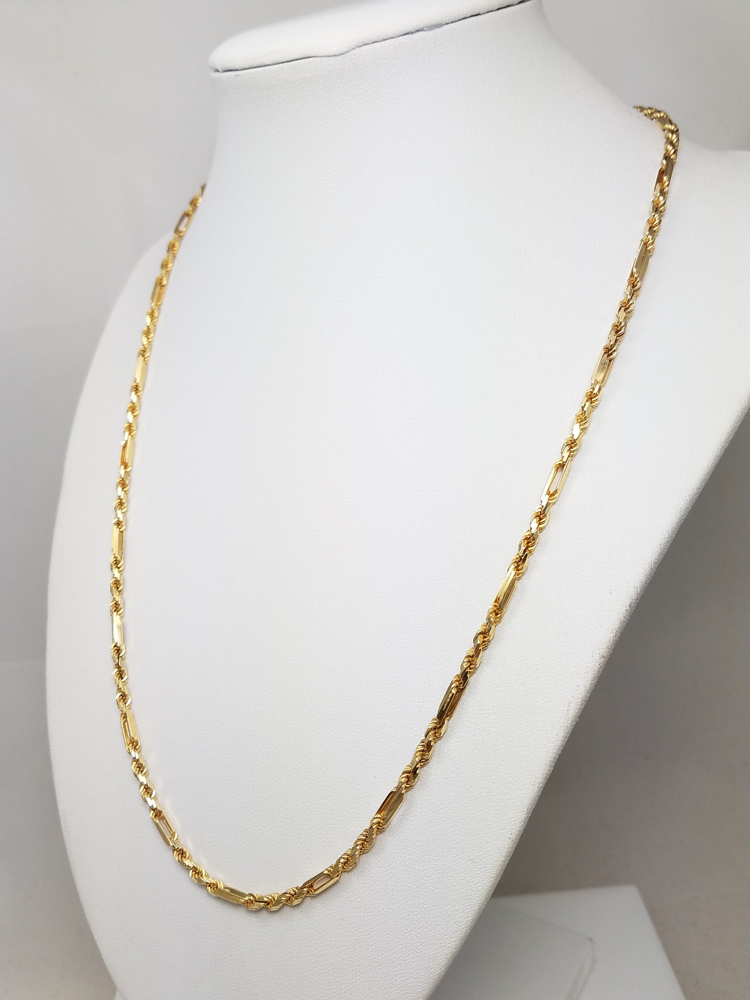 Impressive 14k "Figarope" 20" Yellow Gold Chain