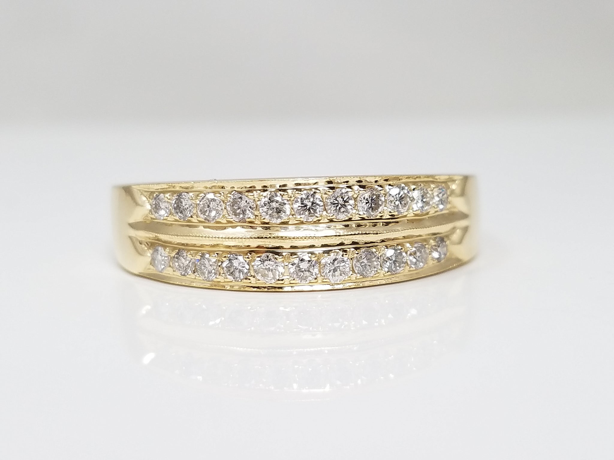 Handsome Men's 14k Yellow Gold .51ctw Natural Diamond Wedding Ring Band