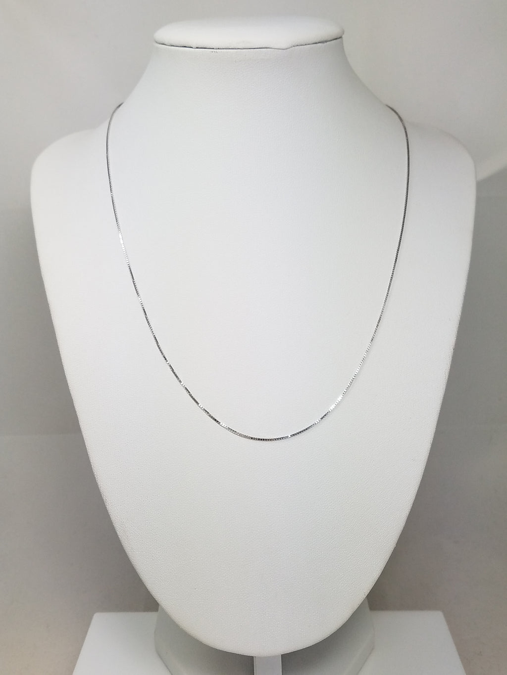 Old Fashion 18" 14k White Gold Box Chain Necklace