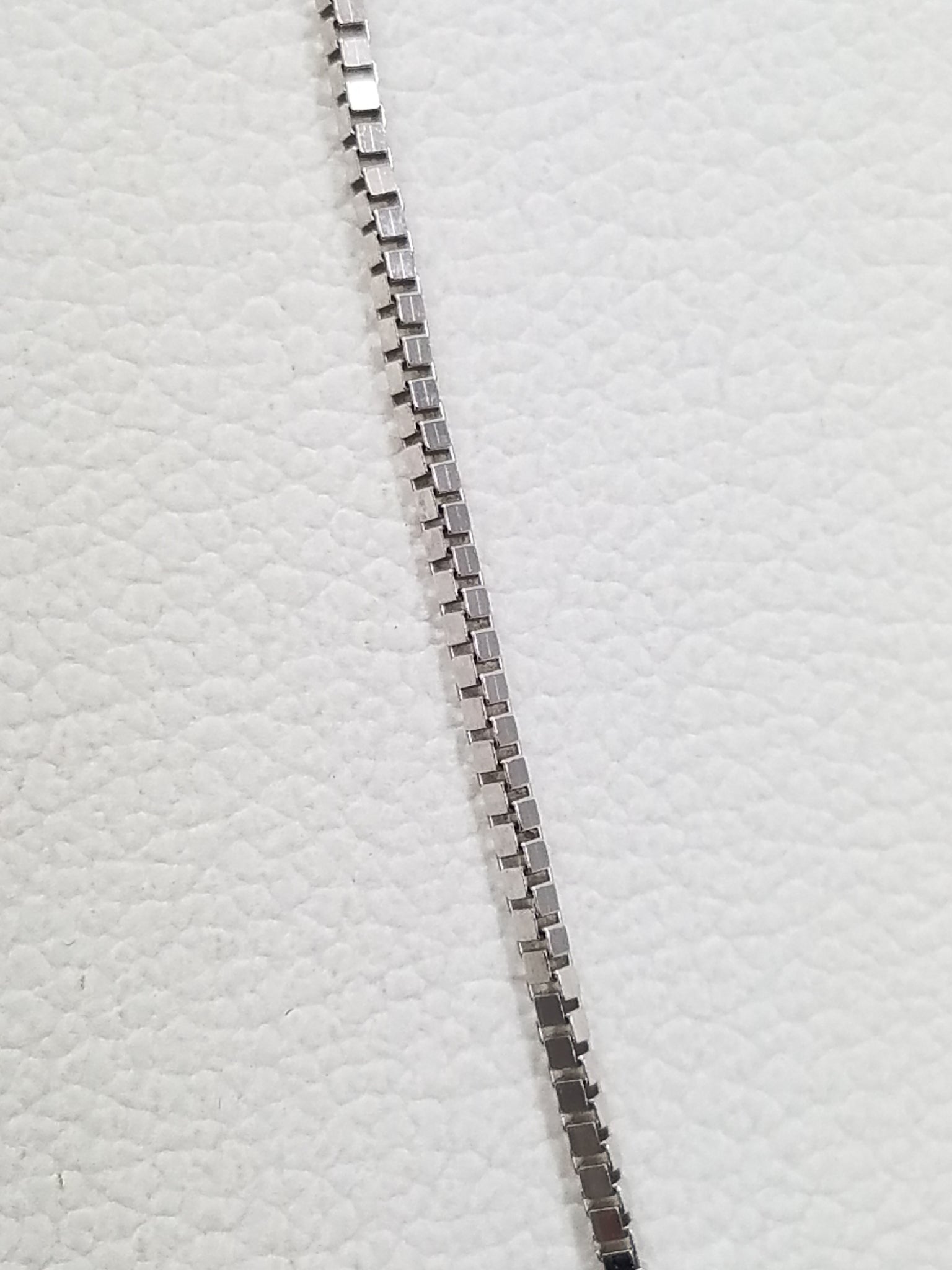 Old Fashion 18" 14k White Gold Box Chain Necklace