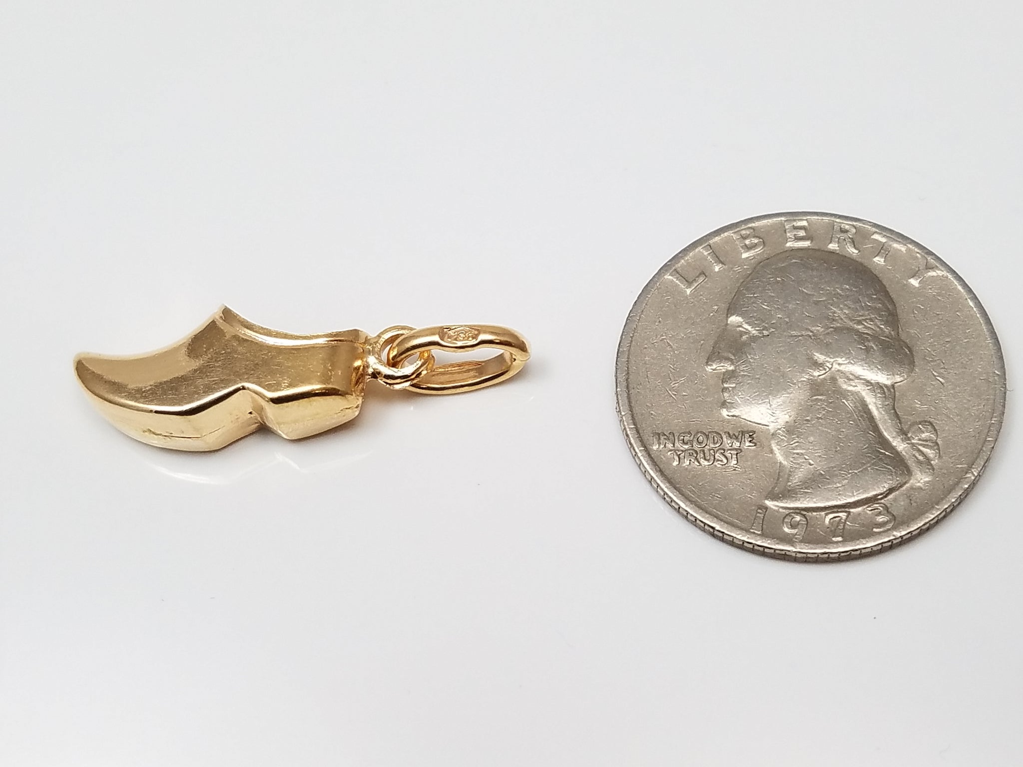 Cute 18k Yellow Gold Clog Shoe Pendant/Charm