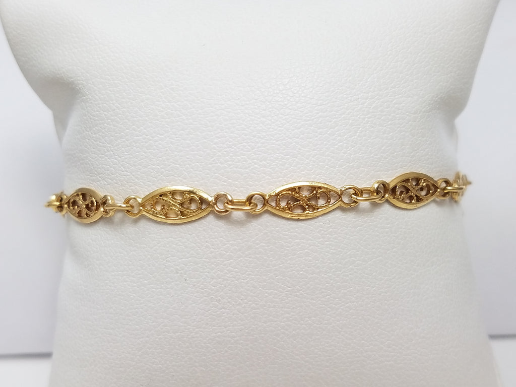 Decorative Vintage 7" 18k Yellow Gold Fancy Link Bracelet