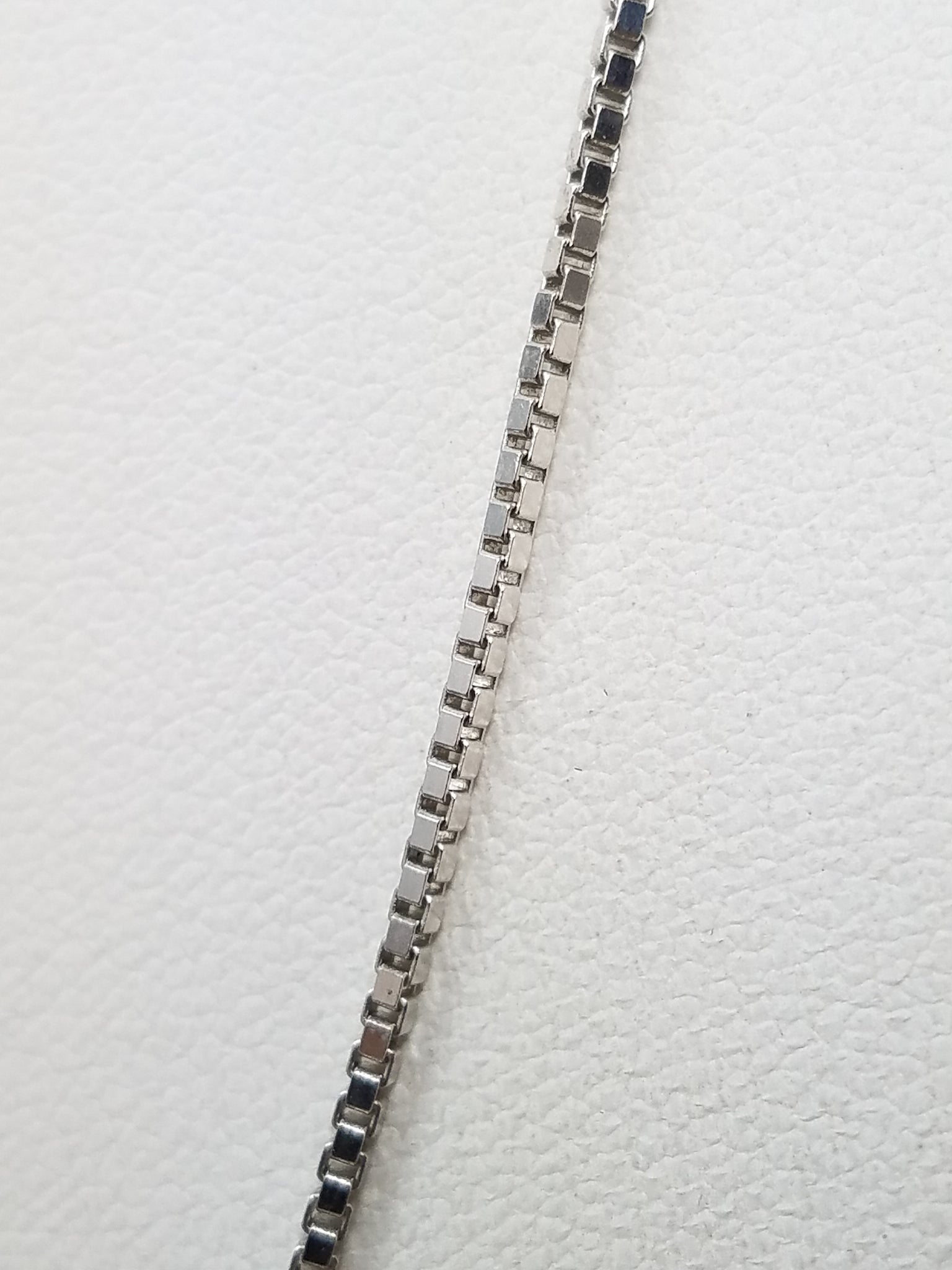 14k White Gold Box Link 1.3mm/18" Necklace