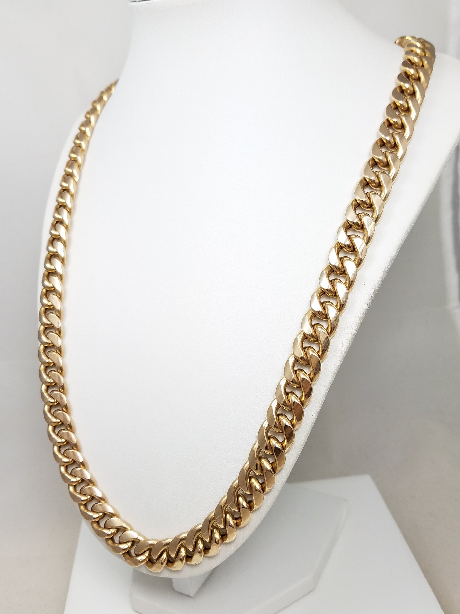 Epic 10k Yellow Gold Hollow Curb Link 11mm/28" Necklace