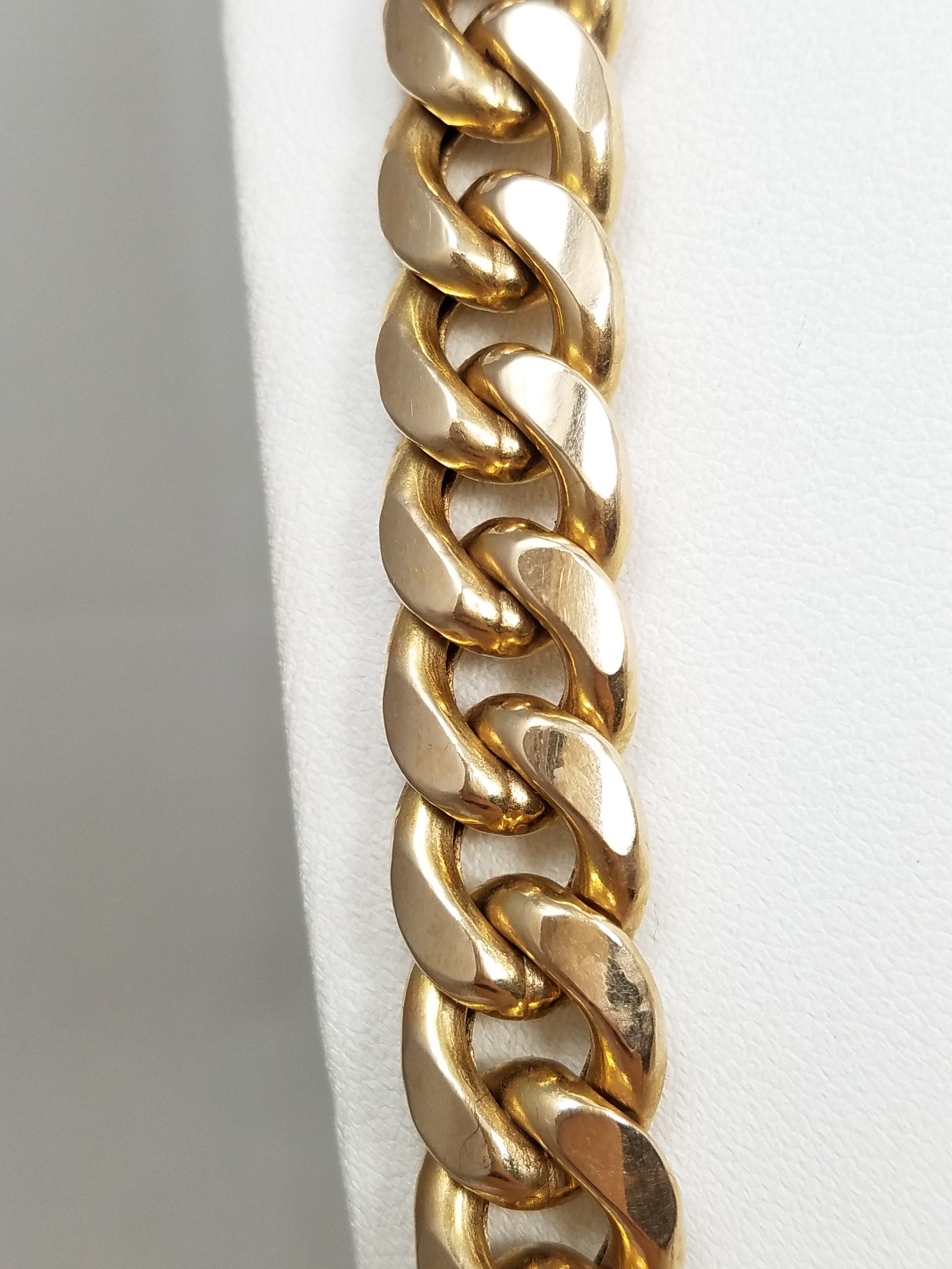 Epic 10k Yellow Gold Hollow Curb Link 11mm/28" Necklace